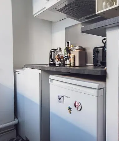 Hostnfly - Cosy Flat At Montmartre דירה